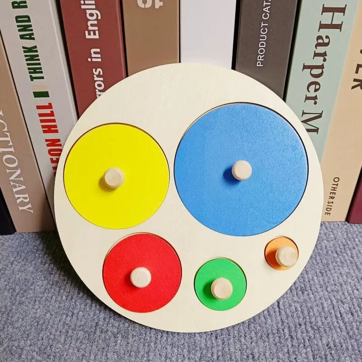 Blocos de Encaixe Montessori em Madeira – Jogo Educativo de Formas e Cores